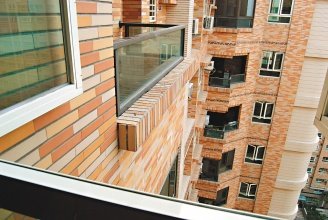 ����240��Ů������̨�ؼҲ��Ҵ�14¥׹������