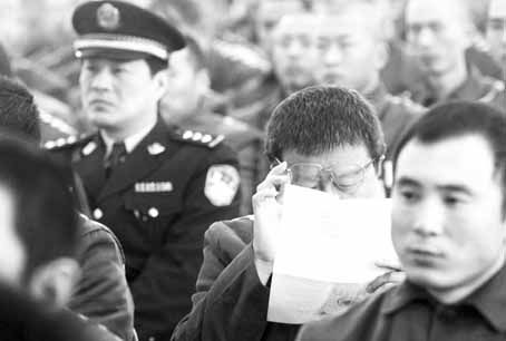 最高法副院长回应花钱买刑说法(图)