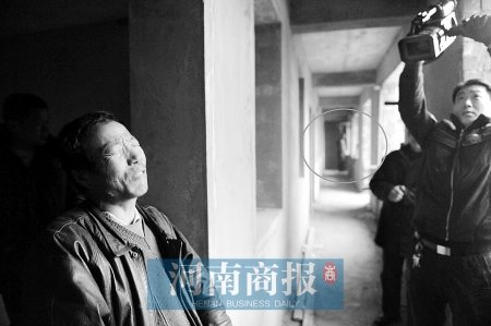 包工头疑被拖欠工程款在工地上吊身亡(图)