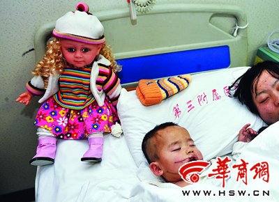 陕西乾县灭门案凶手落网 被捕时指甲仍有血(图)