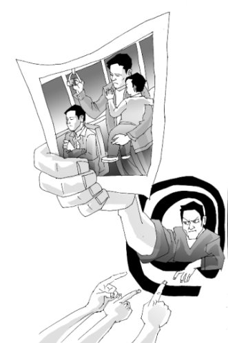 男子公交车上不让座遭拍照曝光引发争议(图)