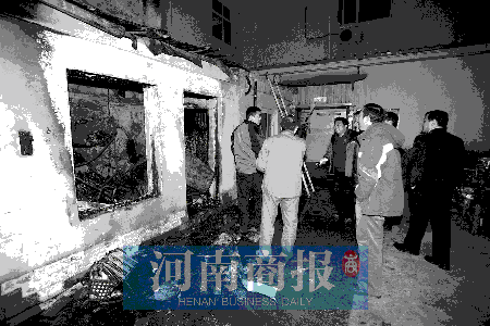 郑州一酒店突发大火 员工未疏散顾客各自逃生