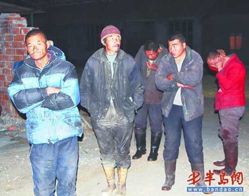 山东老板捡11流浪者做黑工 警方将其解救(组图)