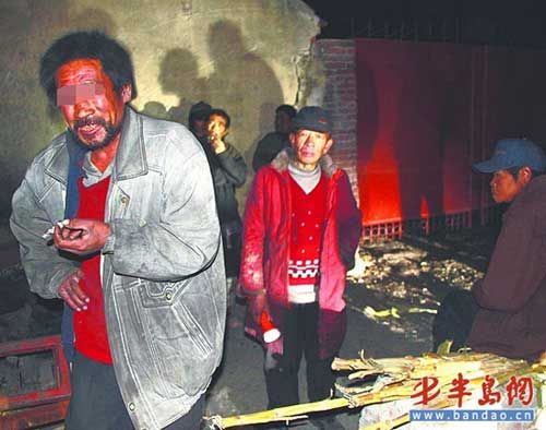 山东老板捡11流浪者做黑工 警方将其解救(组图)