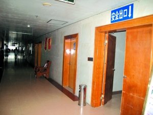 广西疑犯吞钉逃脱逾40小时 警方判断仍在钦州