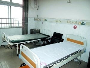 广西疑犯吞钉逃脱逾40小时 警方判断仍在钦州