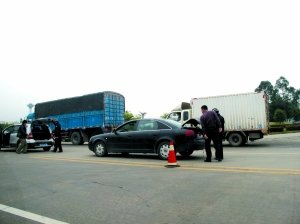 广西疑犯吞钉逃脱逾40小时 警方判断仍在钦州