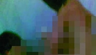 铁血网提醒您:点击可查看大图 东莞惊现技校门视频,有图有真相