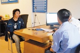 男子因付不起彩礼将女友抛下16米高桥(图)