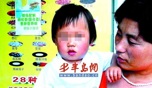 蓝带罐装啤酒突然爆炸 1岁孩子吓得直流鼻血