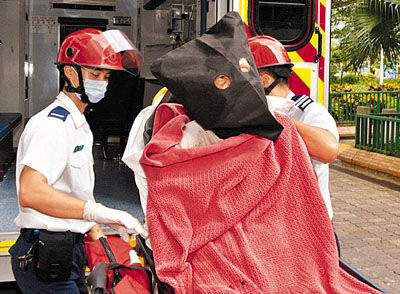 乱刀斩死妻子的老翁当日因不适送院。图片来源:香港文汇报