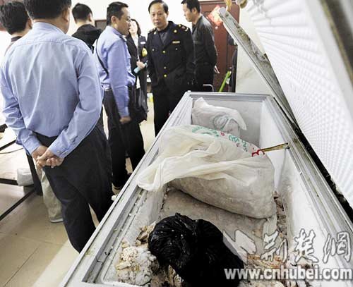 武汉多家“蒸功夫”包子店用变质猪肉遭查封