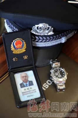 男子与十多名女子交欢 录性爱视频敲诈(图)