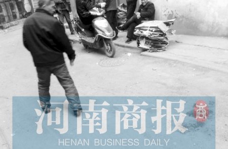 男子在二七广场当街被人捅死 嫌疑人已被抓获