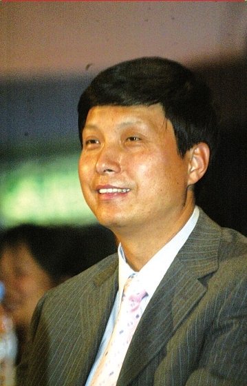 媒体称中移动副总鲁向东被检方带走调查(图)