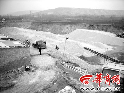 ��ί�Ὣ300Ķ���ر���Ϊ�ϵغ���ɰ��Ǯ(ͼ)